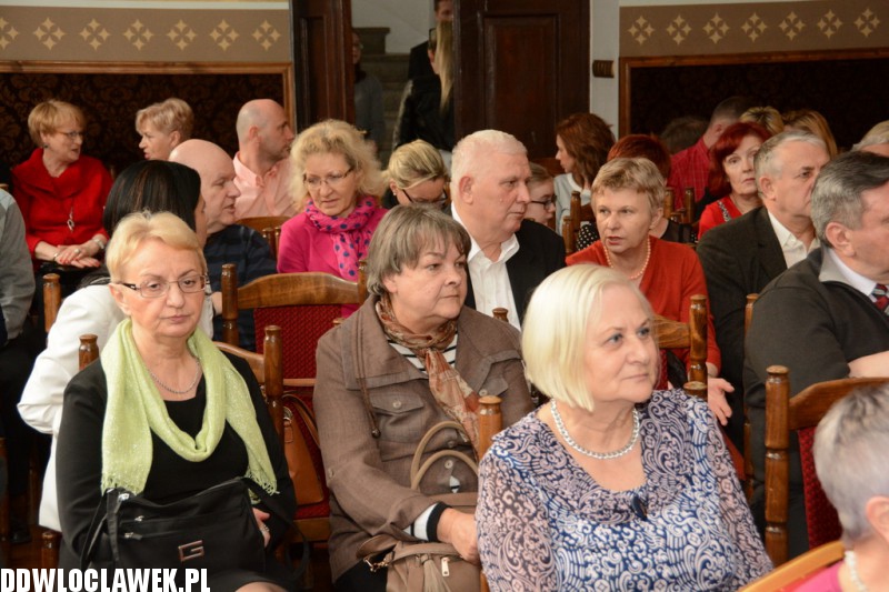 Nad Sekwaną i Loarą w Starej Remizie