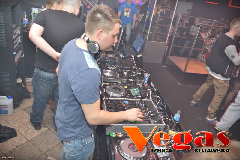 Wielkanoc w klubie Vegas część III