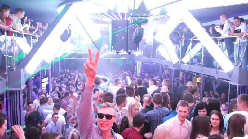 Weekend w klubie Venus część I
