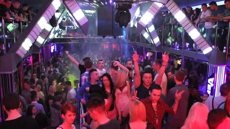 Weekend w klubie Venus część I