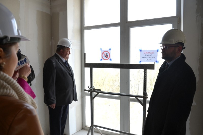  S.Kopyść na budowie inkubatora