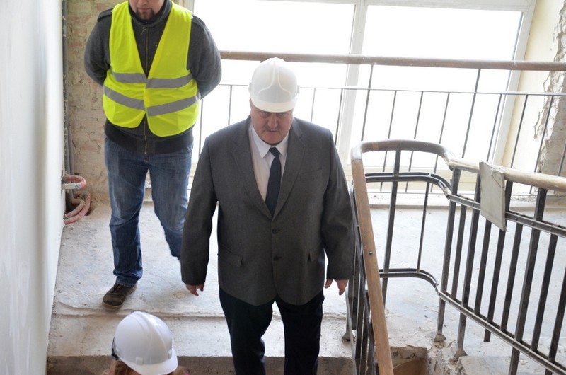  S.Kopyść na budowie inkubatora