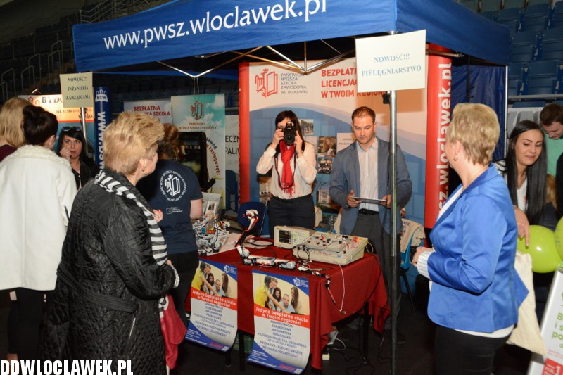 Dzień drugi targów szkół i pracy
