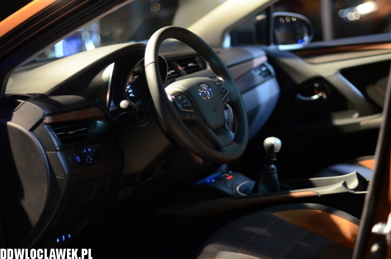 Premiera Toyoty Avensis