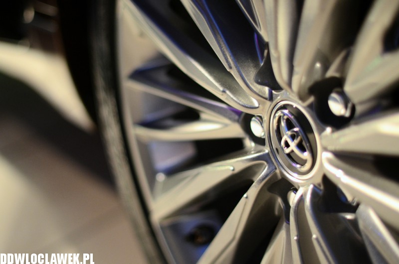 Premiera Toyoty Avensis