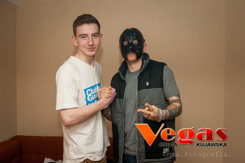 Kaen w klubie Vegas część I