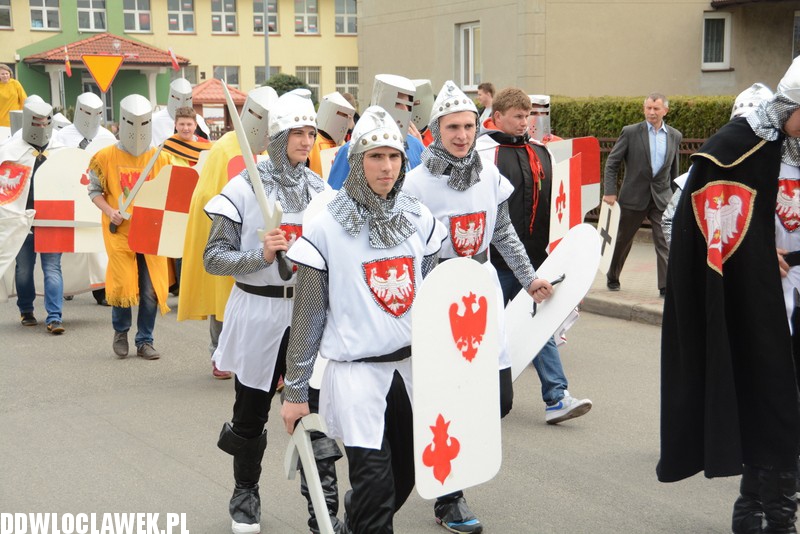 Korowód historyczny w Kowalu