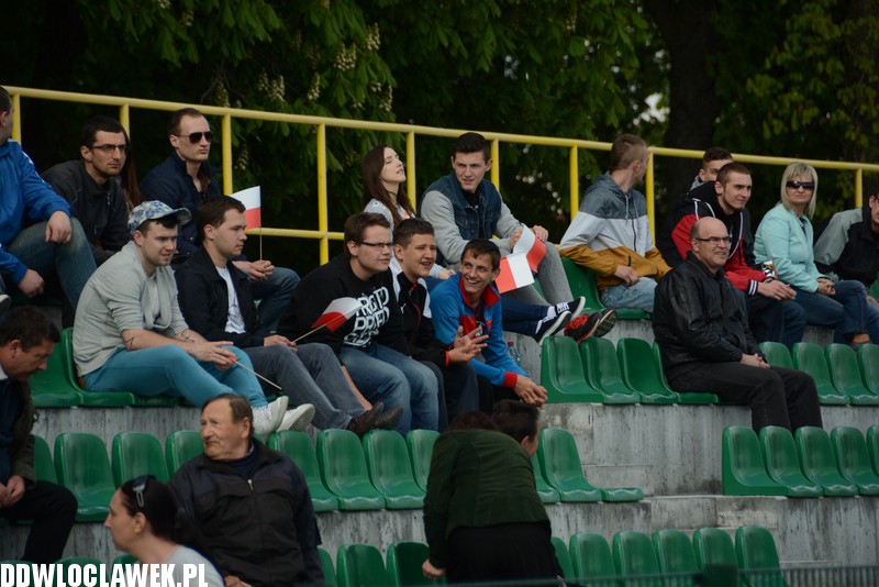 Patriotyczna oprawa meczu Łokietka