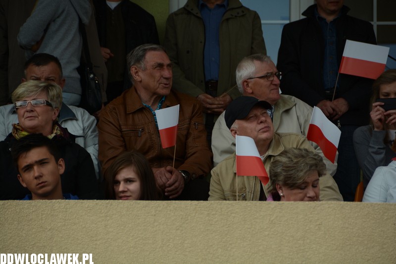 Patriotyczna oprawa meczu Łokietka