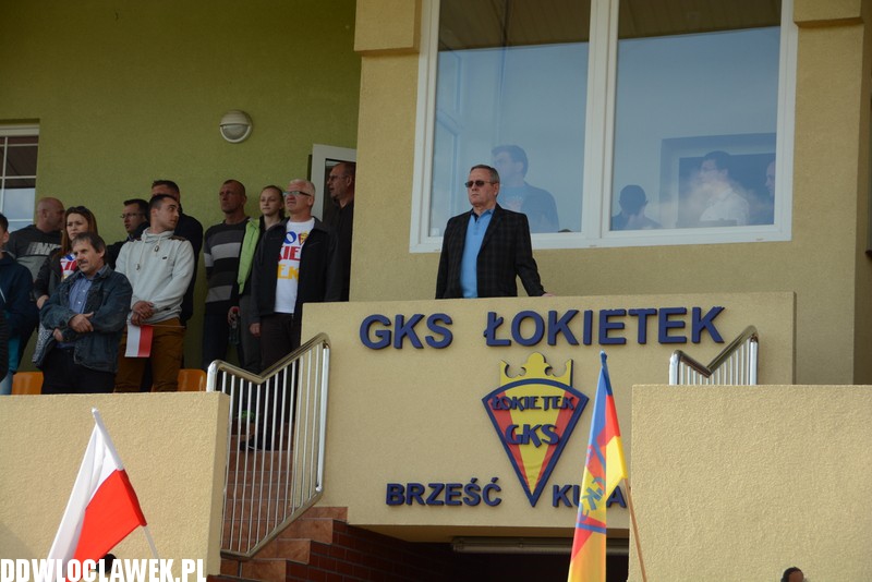 Patriotyczna oprawa meczu Łokietka