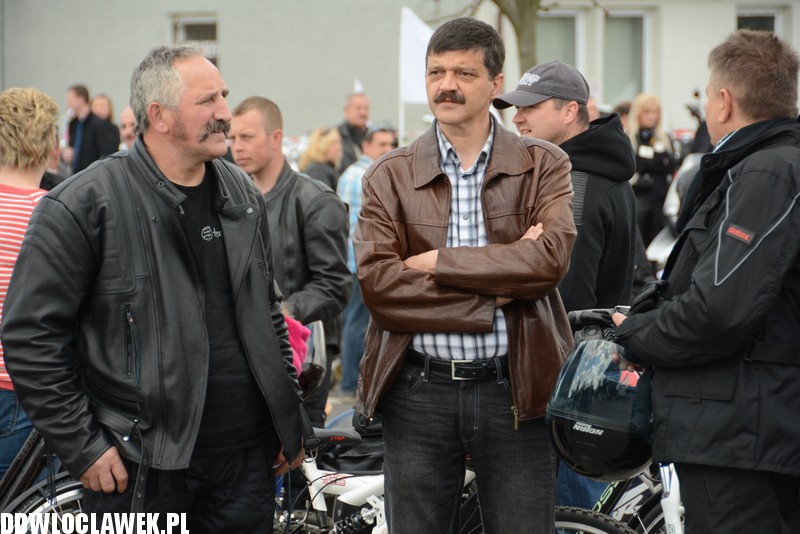 Msza polowa pod Halą Mistrzów