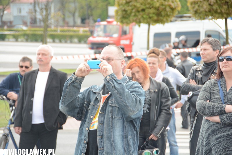 Koncert zespołu Forteca pod Halą Mistrzów