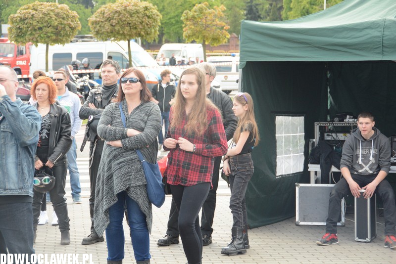 Koncert zespołu Forteca pod Halą Mistrzów