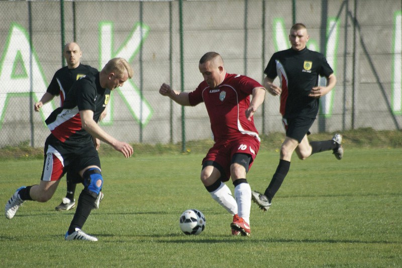 Kujawiak Kruszyn - Tęcza Topólka