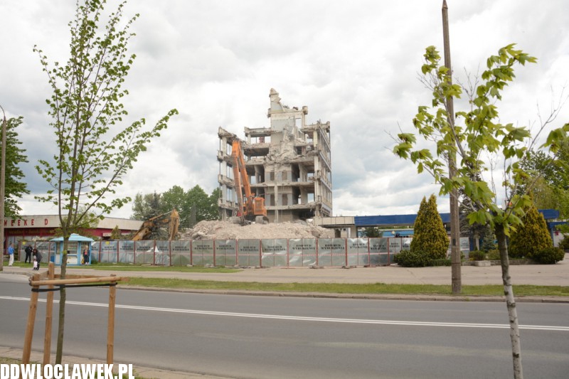 Rozbiórka biurowca Drumetu