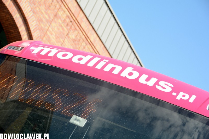Modlin Bus przed Wzorcownią