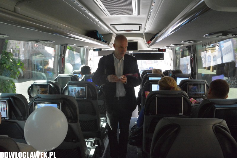 Modlin Bus przed Wzorcownią