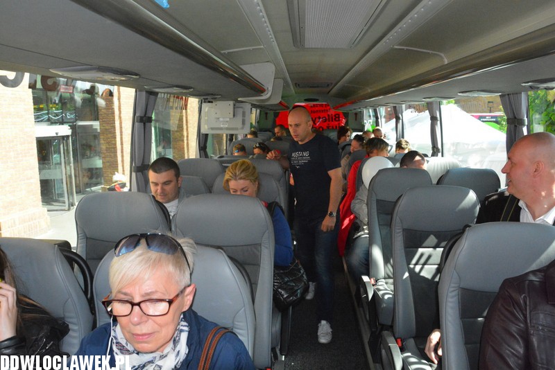 Modlin Bus przed Wzorcownią