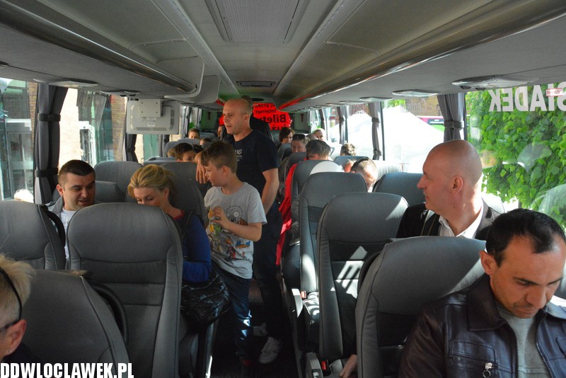 Modlin Bus przed Wzorcownią