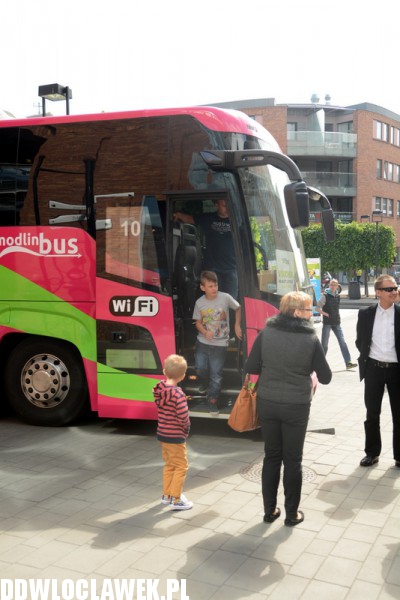 Modlin Bus przed Wzorcownią