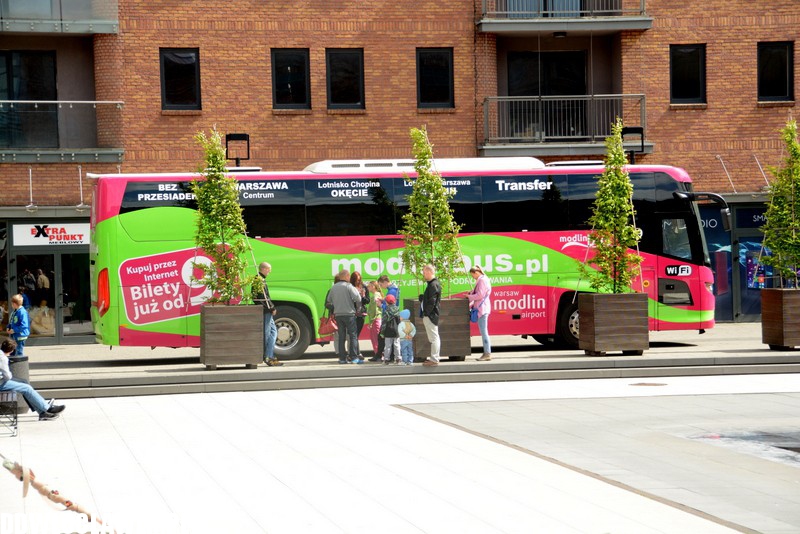 Modlin Bus przed Wzorcownią
