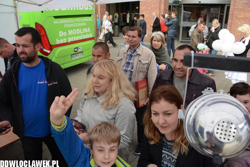 Modlin Bus przed Wzorcownią