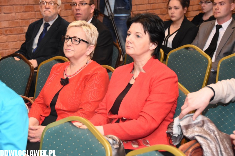 Konferencja W poszukiwaniu własnej ścieżki