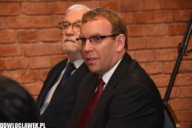 Konferencja W poszukiwaniu własnej ścieżki