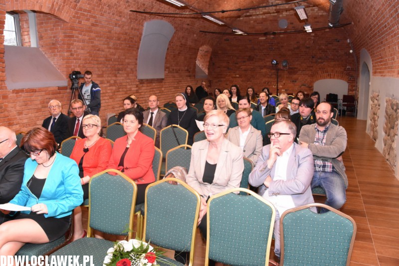 Konferencja W poszukiwaniu własnej ścieżki