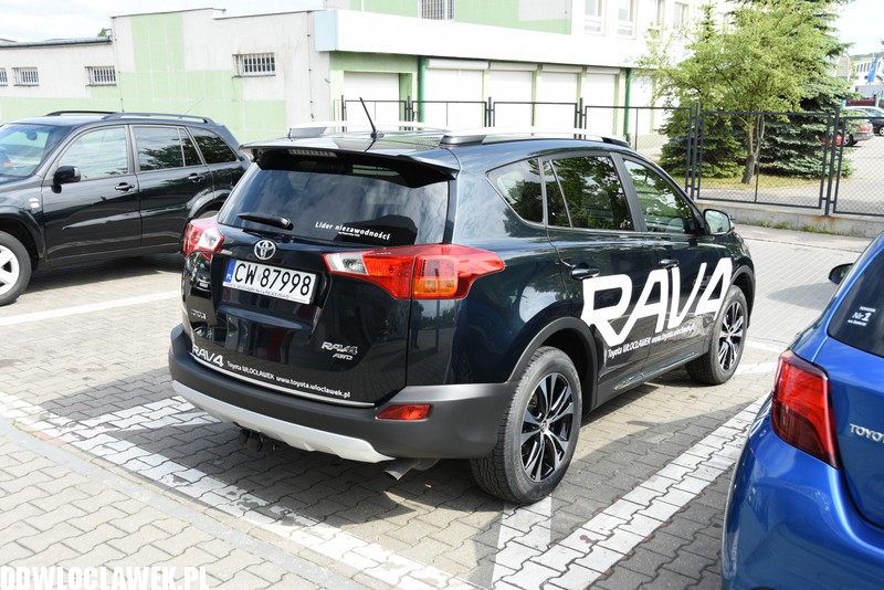 Paweł Andryańczyk wygrał Rav 4