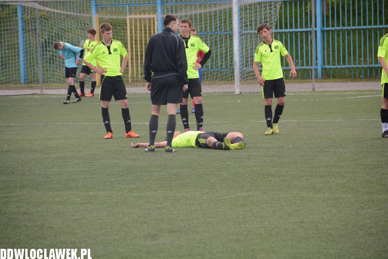 Trampkarze: SMS - Lider