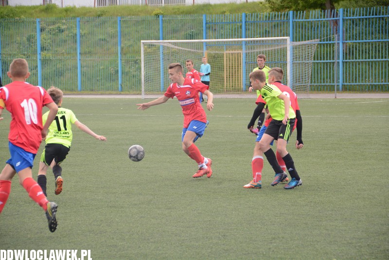 Trampkarze: SMS - Lider