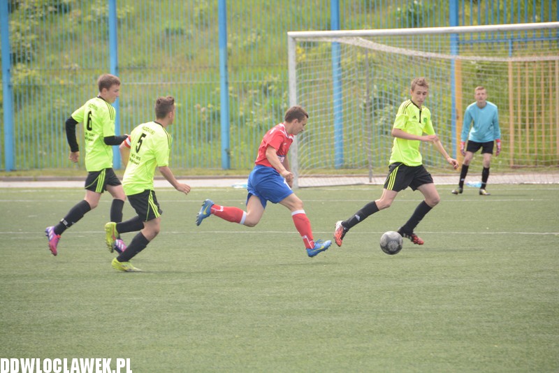 Trampkarze: SMS - Lider