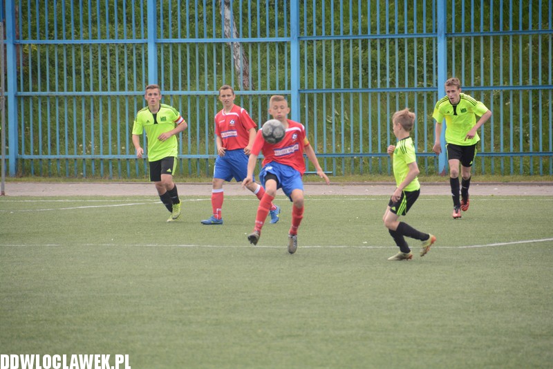 Trampkarze: SMS - Lider