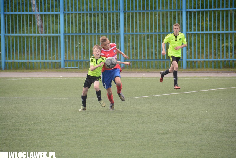 Trampkarze: SMS - Lider