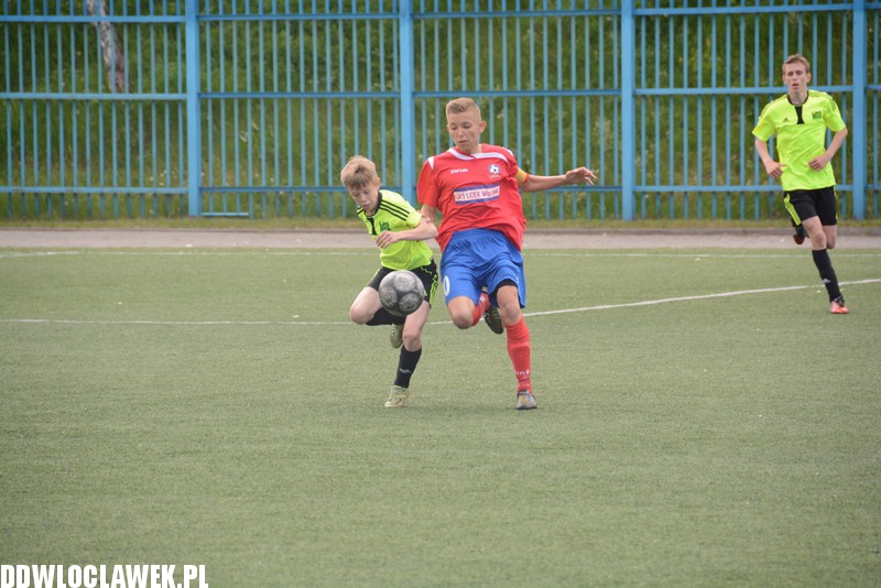 Trampkarze: SMS - Lider