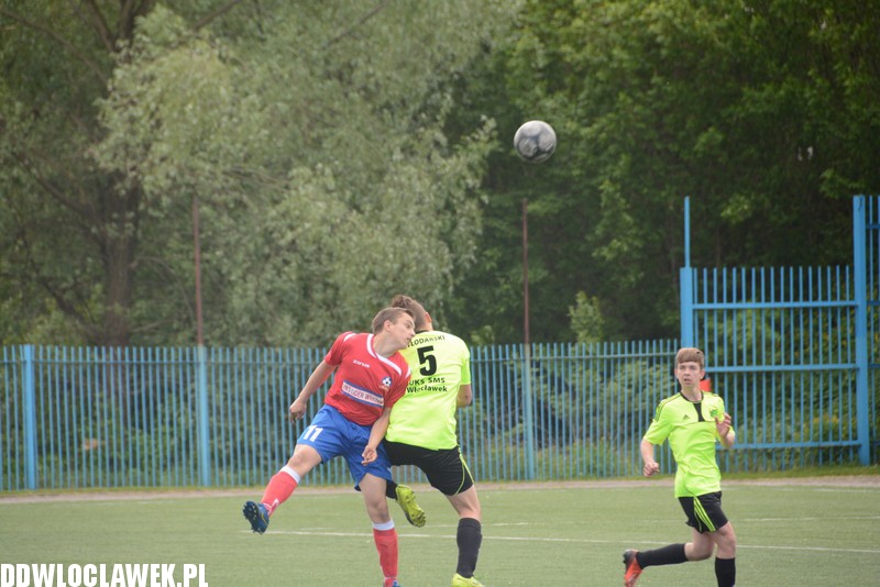 Trampkarze: SMS - Lider