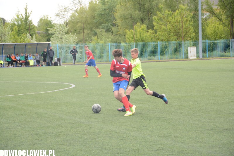 Trampkarze: SMS - Lider