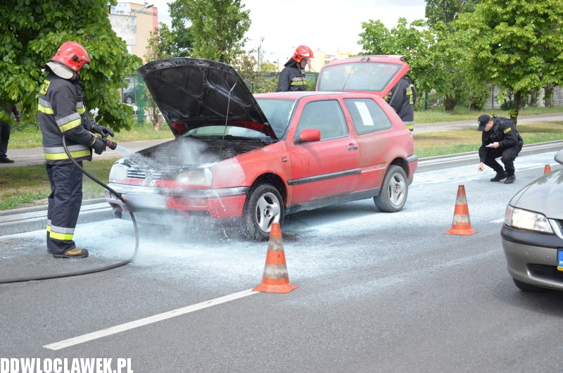 Auto paliło się na ul. Kruszyńskiej