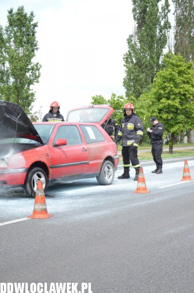Auto paliło się na ul. Kruszyńskiej