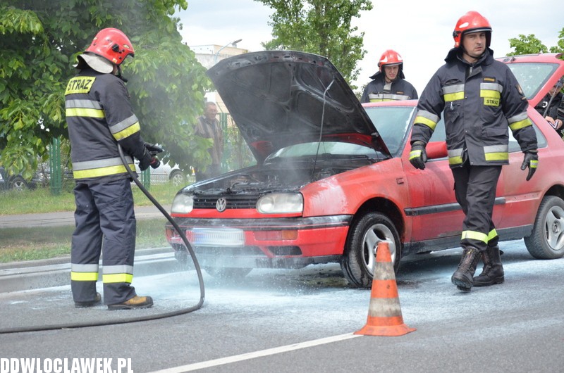 Auto paliło się na ul. Kruszyńskiej