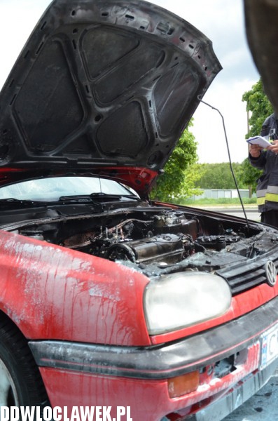 Auto paliło się na ul. Kruszyńskiej