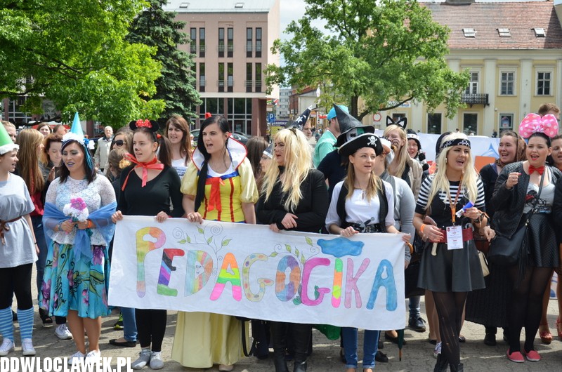 Juwenalia rozpoczęte - korowód