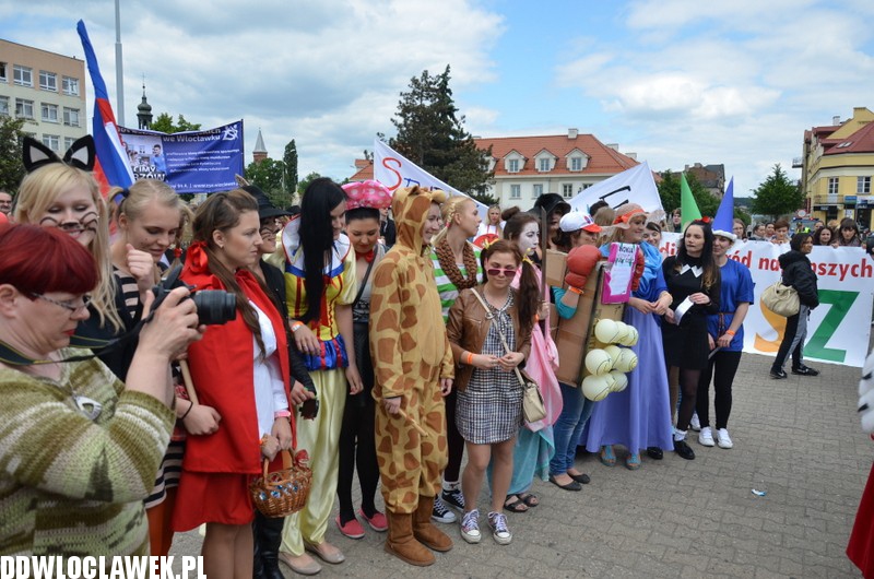 Juwenalia rozpoczęte - korowód