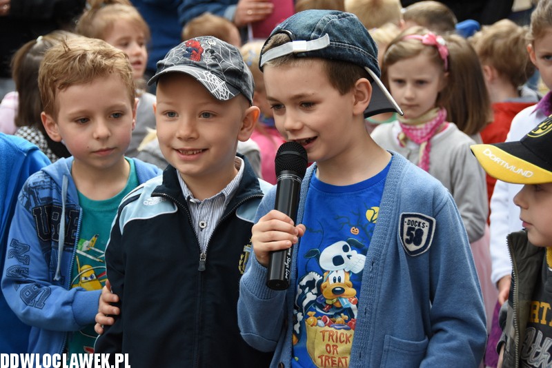 Festyn rodzinny w PP nr 19 Bajka