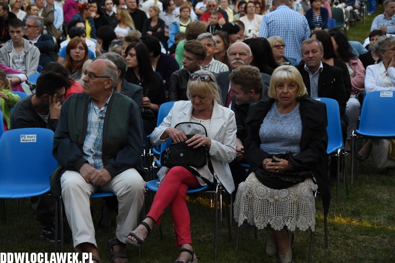 Uwielbienie w parku Sienkiewicza