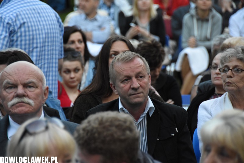 Uwielbienie w parku Sienkiewicza