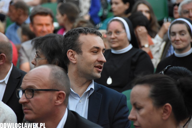 Uwielbienie w parku Sienkiewicza