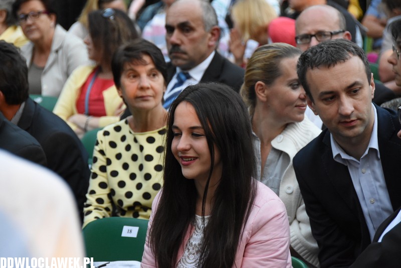 Uwielbienie w parku Sienkiewicza