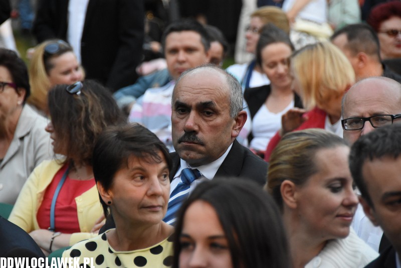 Uwielbienie w parku Sienkiewicza